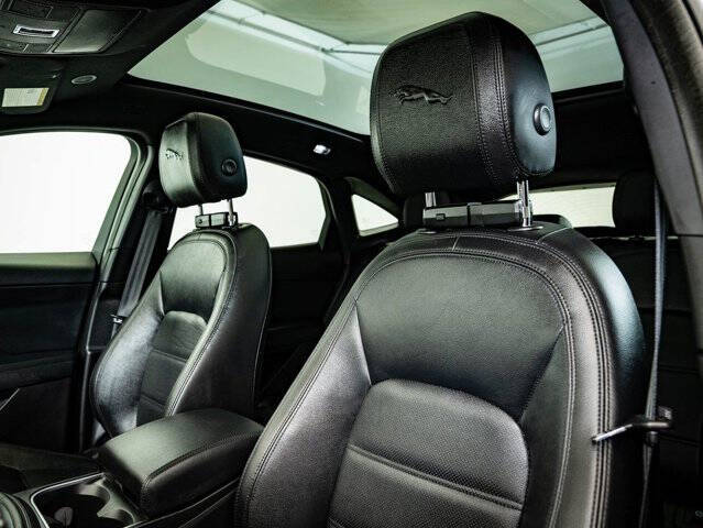 2022 Jaguar E-PACE P250 SE