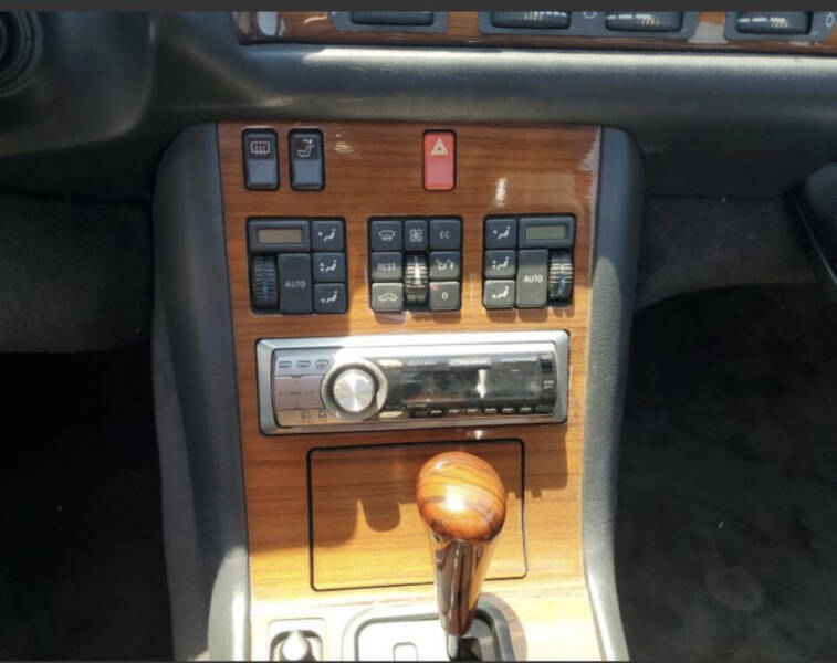 1992 Mercedes-Benz 300-Class 300 SD