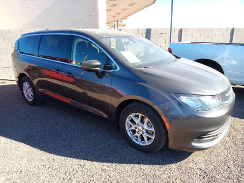 2020 Chrysler Voyager for sale at 1ST AUTO & MARINE in Apache Junction AZ