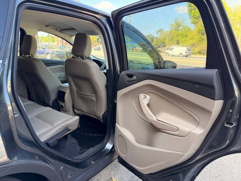 2019 Ford Escape SE