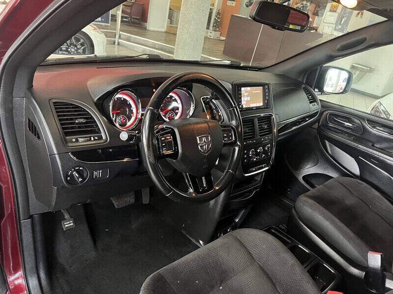 2018 Dodge Grand Caravan SE Plus