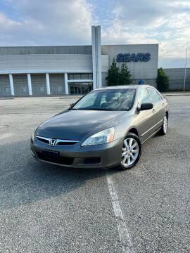 2006 Honda Accord for sale at Xclusive Auto Sales in Colonial Heights VA