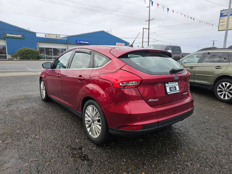 2017 Ford Focus Titanium