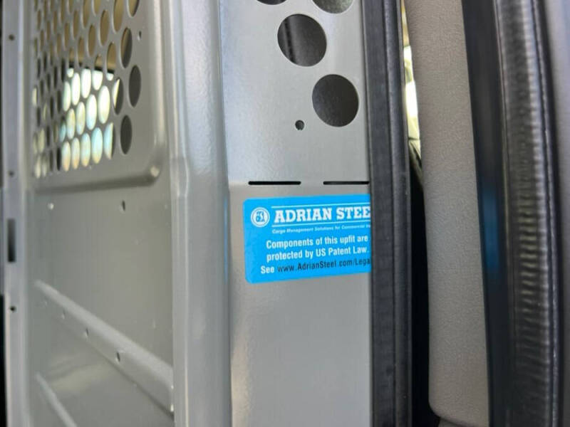 2023 GMC Savana 2500