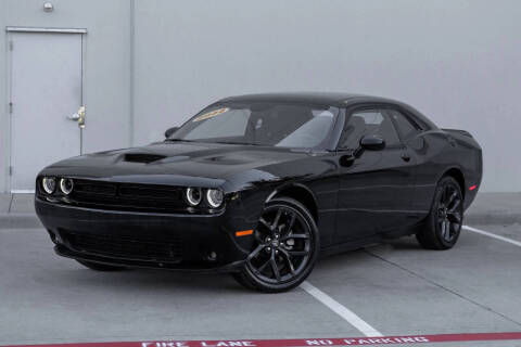 2022 Dodge Challenger SXT