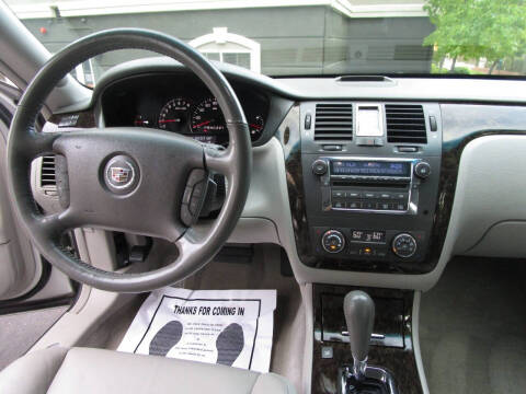 2008 Cadillac DTS Luxury III