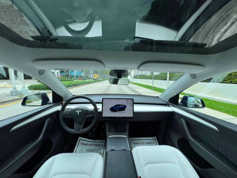 2024 Tesla Model Y Long Range