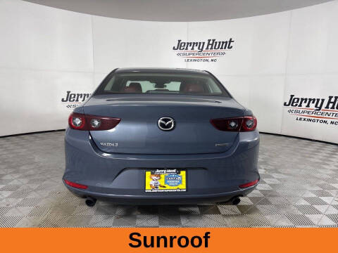 2022 Mazda Mazda3 Sedan Carbon Edition