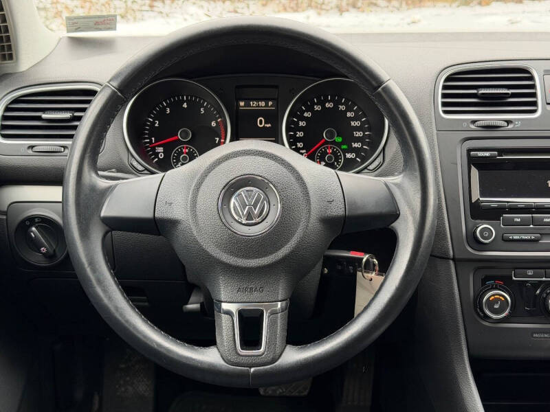 2013 Volkswagen Golf 2.5L PZEV