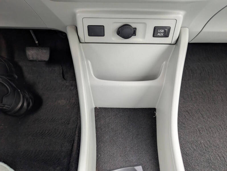 2012 Toyota Prius v Three