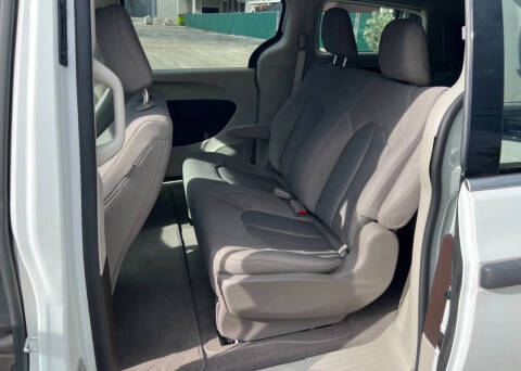 2018 Chrysler Pacifica L
