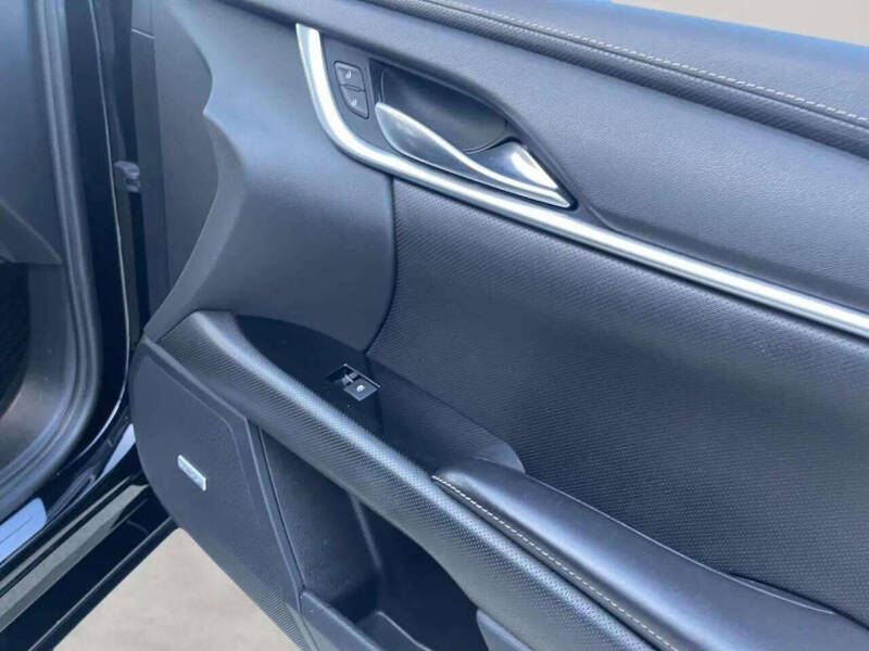 2018 Cadillac XTS Standard