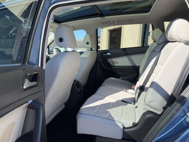 2018 Volkswagen Tiguan 2.0T SEL Premium 4Motion