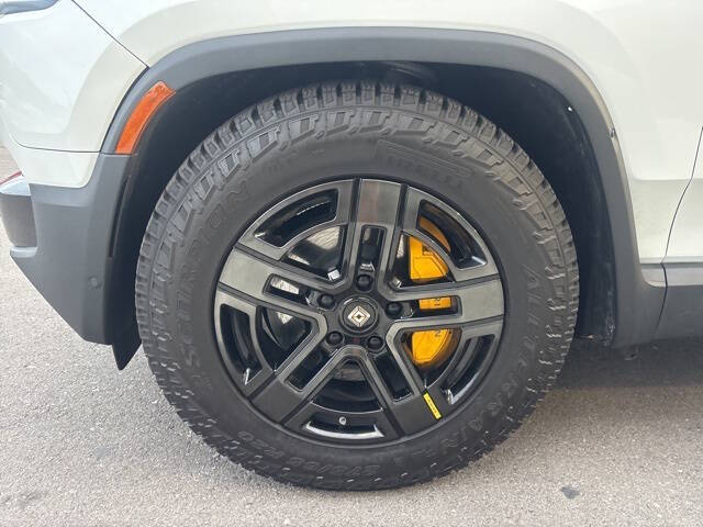 2023 Rivian R1T Launch Edition