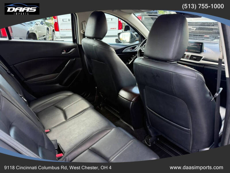 2018 Mazda MAZDA3 Touring