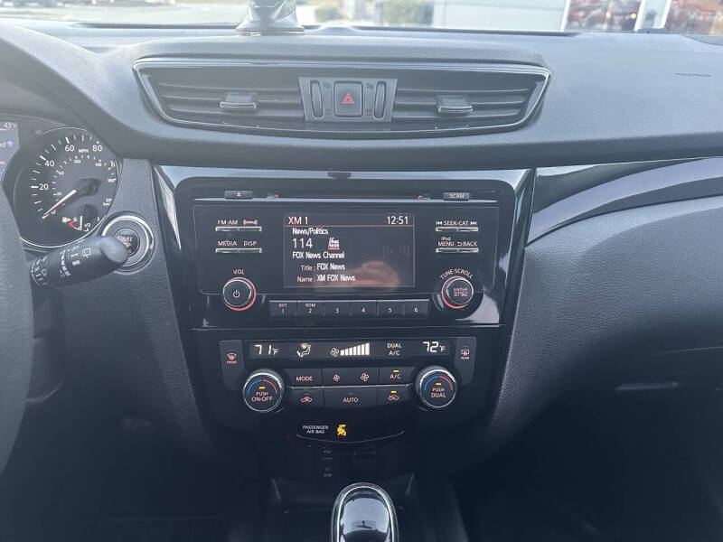 2018 Nissan Rogue Sport SV