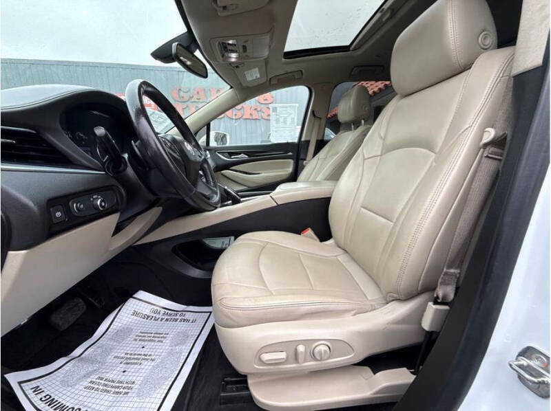 2020 Buick Enclave Essence