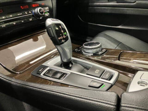 2014 BMW 5 Series 528i