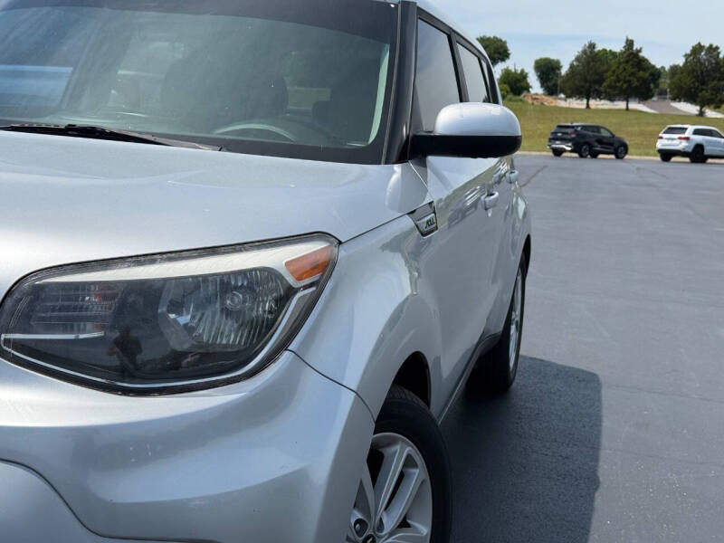 2019 Kia Soul +