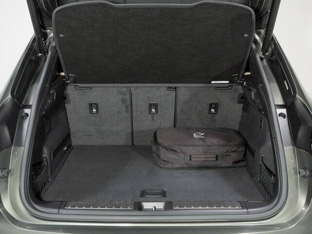 2024 Porsche Macan Turbo Electric