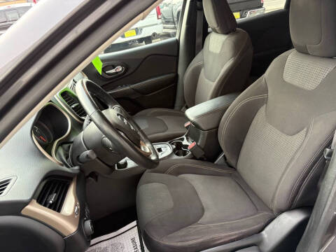 2017 Jeep Cherokee Latitude