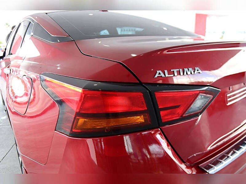 2022 Nissan Altima 2.5 SL