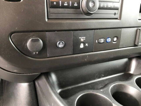 2022 Chevrolet Express 2500