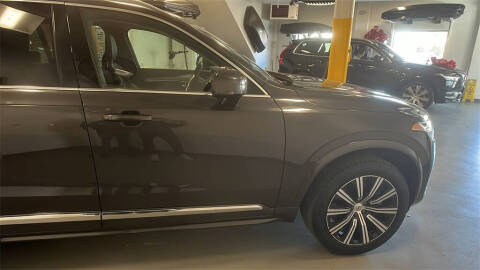 2024 Volvo XC90 B5 Core Bright Theme