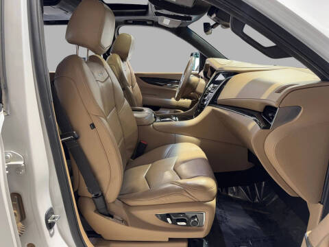 2020 Cadillac Escalade ESV Platinum