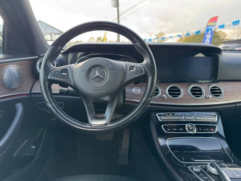 2017 Mercedes-Benz E-Class E 300
