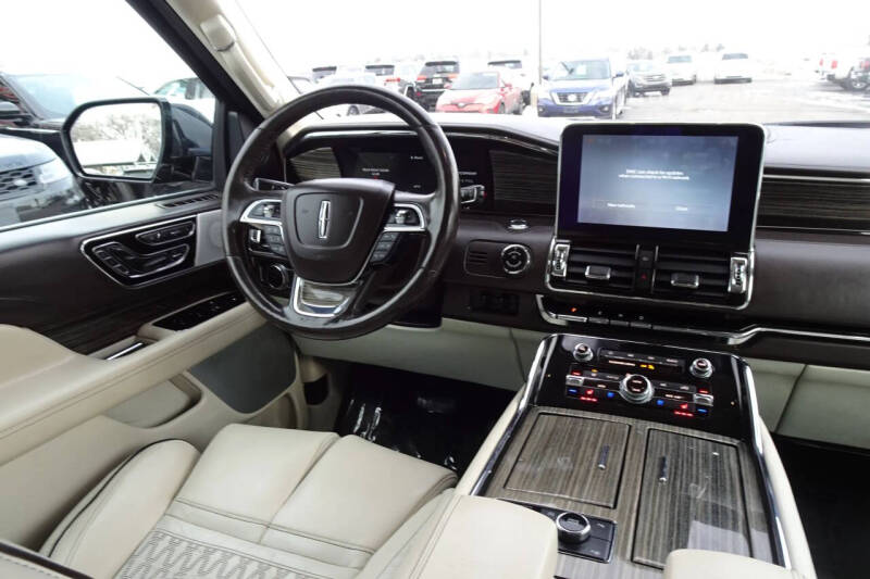 2018 Lincoln Navigator L Black Label