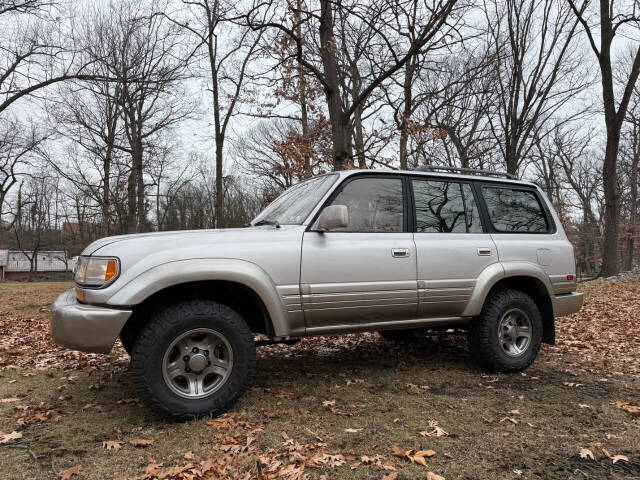 1996 Lexus LX 450's photo