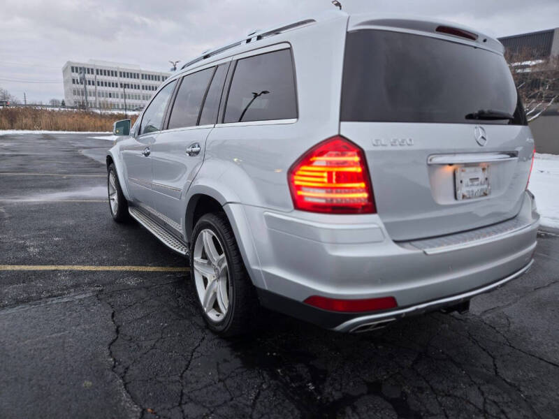 2011 Mercedes-Benz GL-Class GL 550 4MATIC