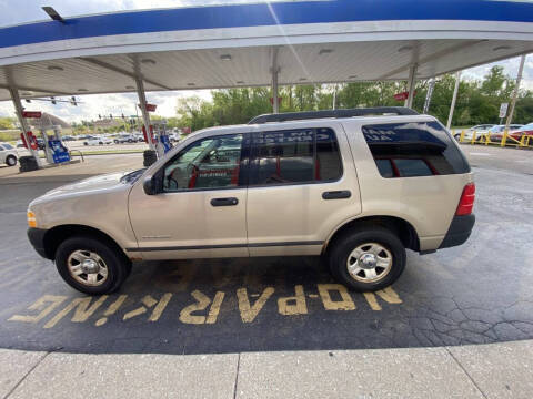 2005 Ford Explorer XLS