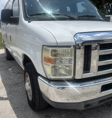 2011 Ford E-Series E-350 SD XL