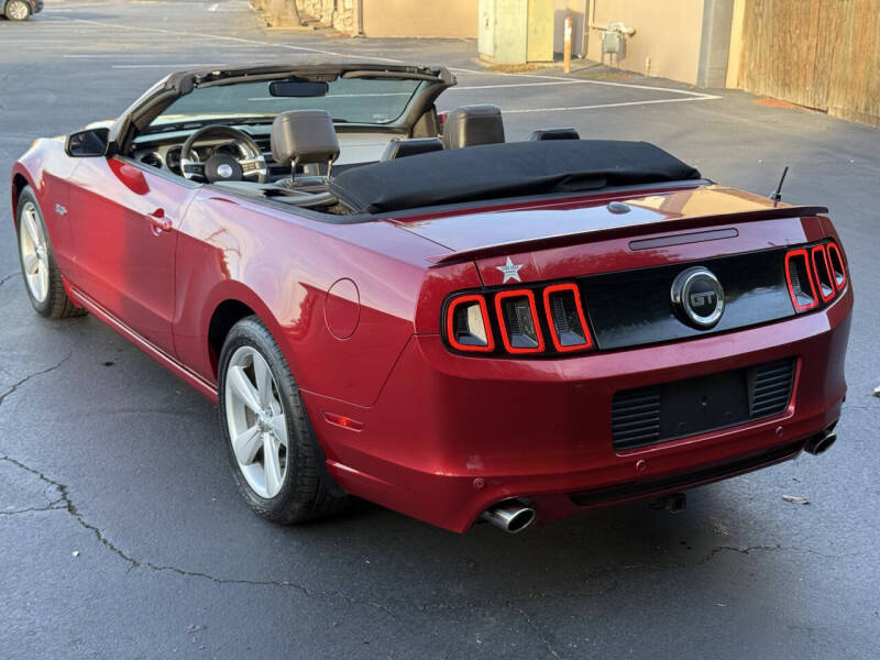 2013 Ford Mustang GT Premium