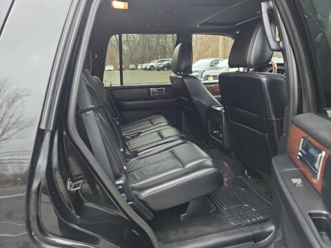 2017 Lincoln Navigator Select