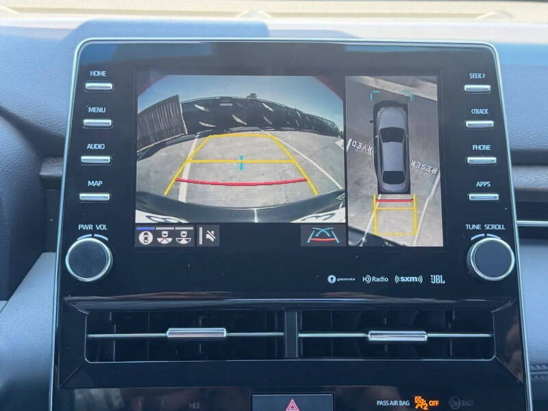 2022 Toyota Avalon Hybrid Limited