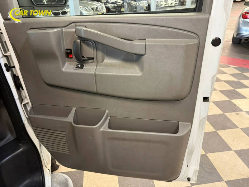 2019 Chevrolet Express 2500