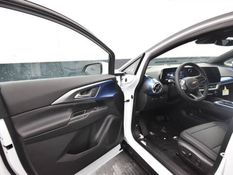 2026 Chevrolet Equinox EV LT 2