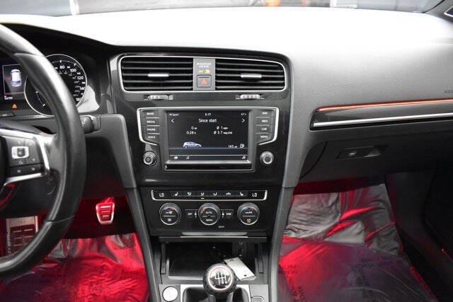 2016 Volkswagen Golf GTI