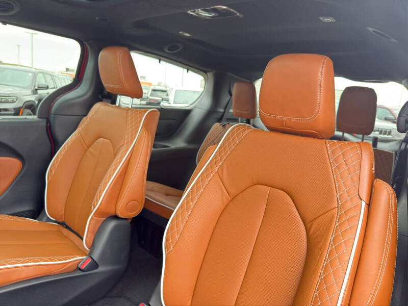 2026 Chrysler Pacifica Pinnacle