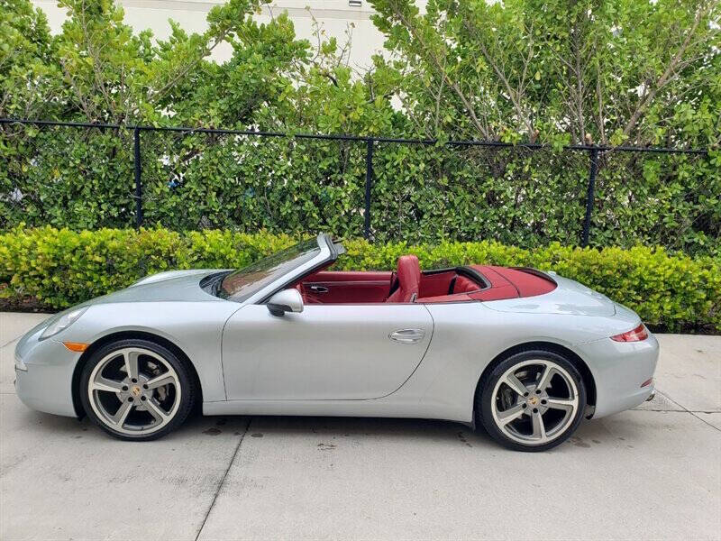 2014 Porsche 911 28