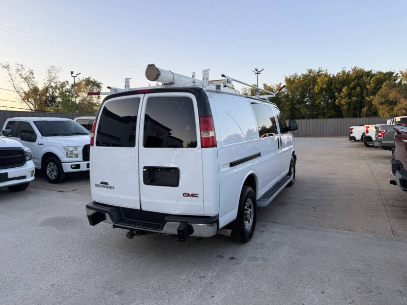 2018 GMC Savana 2500