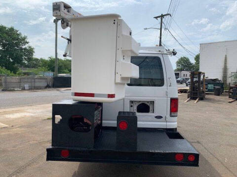 2005 Ford E-Series E-350 SD