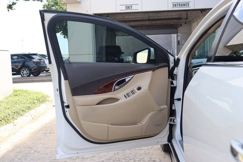 2012 Buick LaCrosse Touring