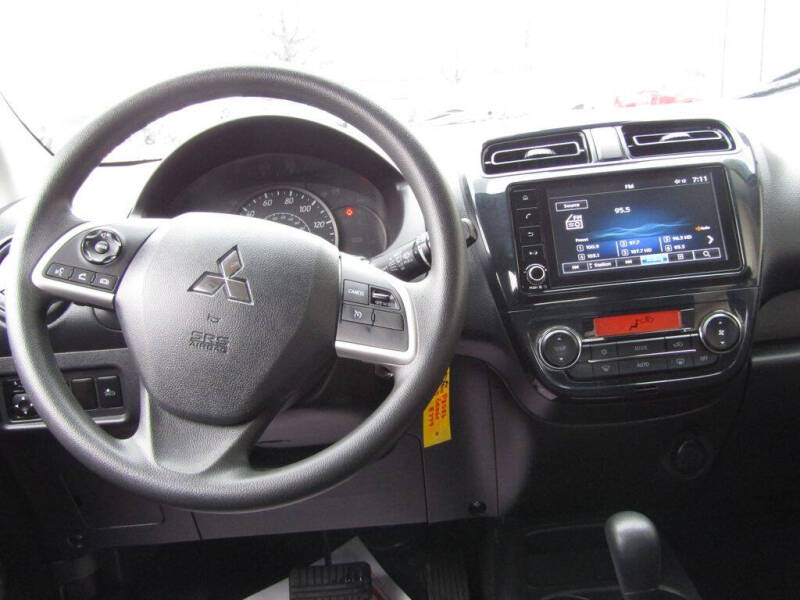 2024 Mitsubishi Mirage ES