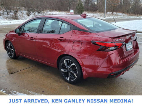 2023 Nissan Versa SR