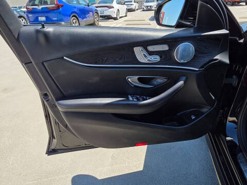 2018 Mercedes-Benz E-Class E 300