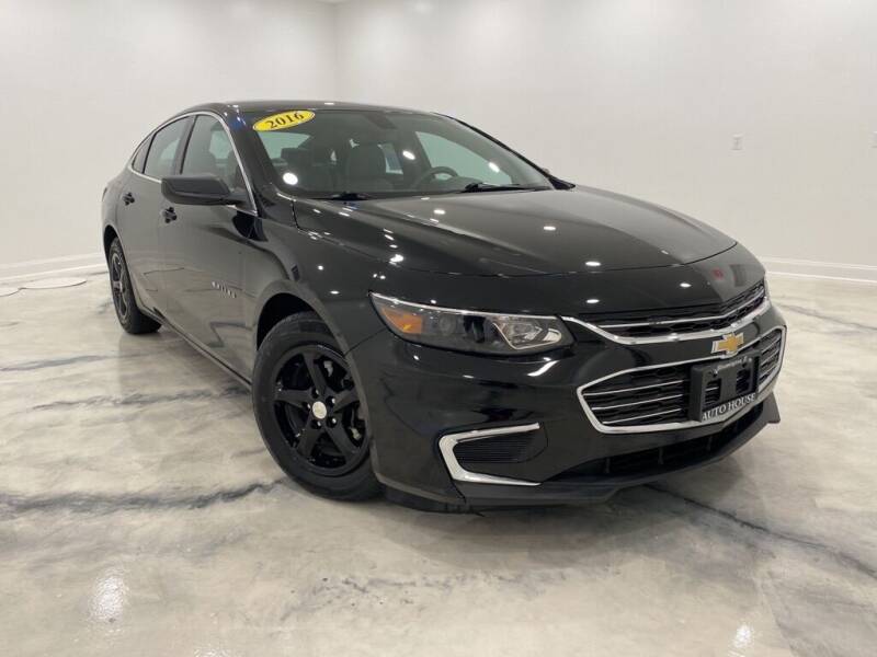 2016 Chevrolet Malibu for sale at Auto House of Bloomington in Bloomington IL
